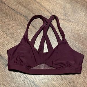 Vent it bra sz 8 Lululemlon
